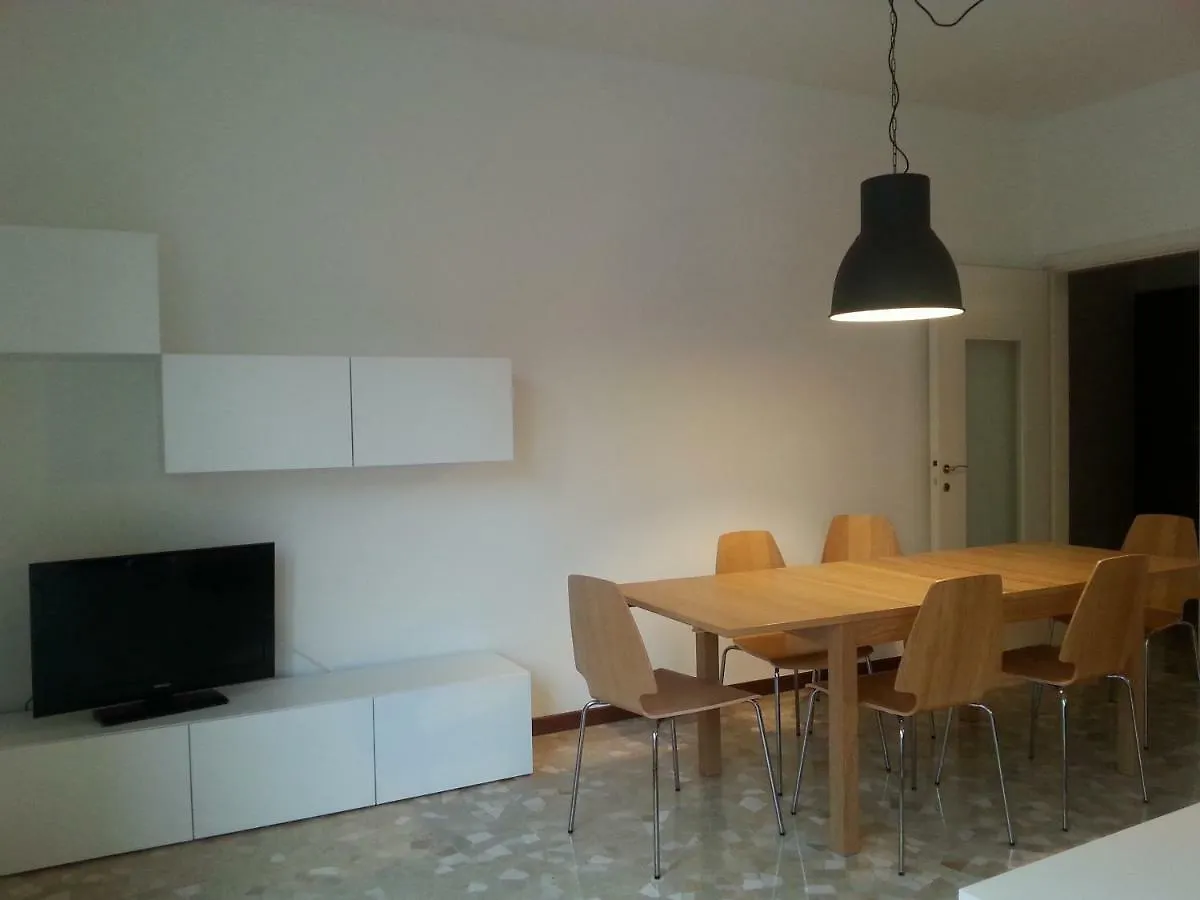 Casa vacanze Villa Saldini primo piano Milano